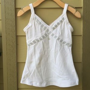 Lululemon top